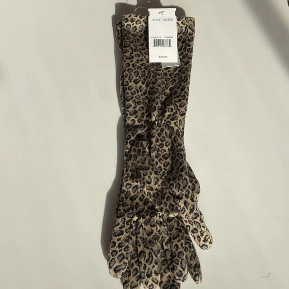 Steve Madden Long Animal Print Gloves. NWT - Picture 1 of 9